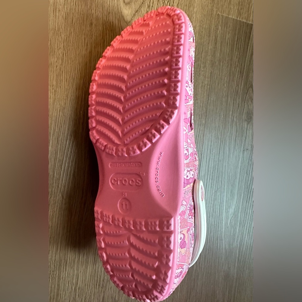CROCS hello kitty classic clog - Picture 6 of 10